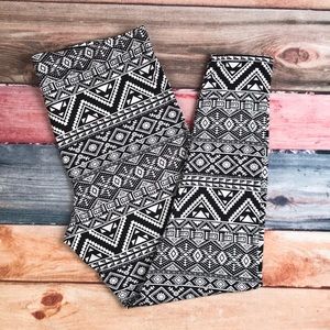 Soft Black and White Leggings